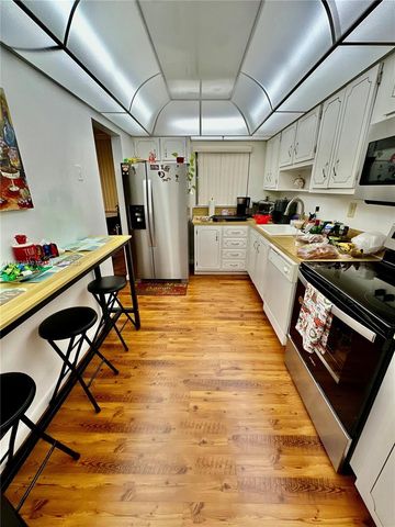 1400 Saint Charles Pl 612, Pembroke Pines, FL 33026