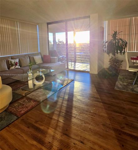 1400 Saint Charles Pl 612, Pembroke Pines, FL 33026