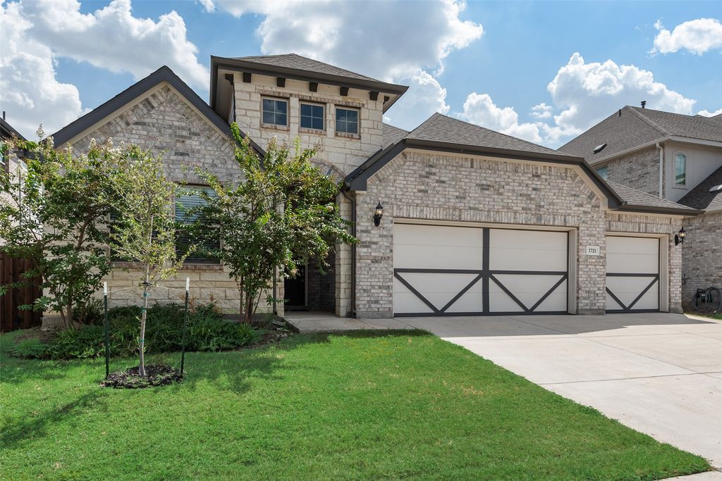 1721 Pattenson Trail, Fort Worth, TX 76052 — exterior