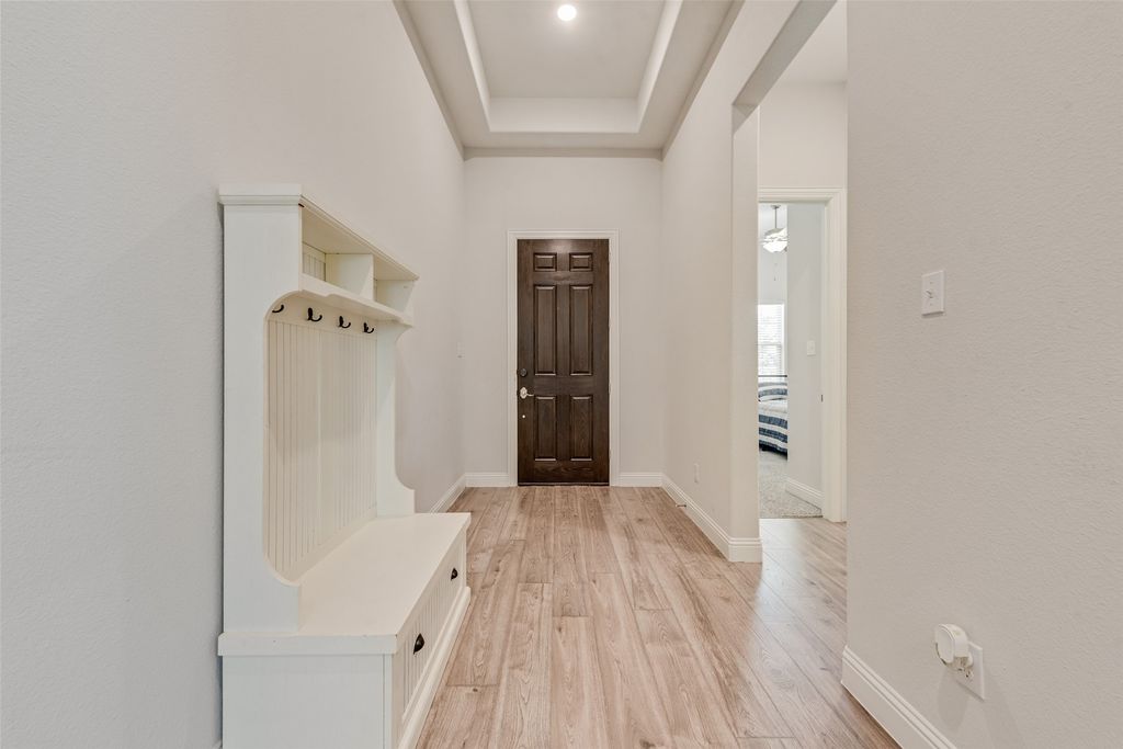 1721 Pattenson Trail, Fort Worth, TX 76052 — photo 3