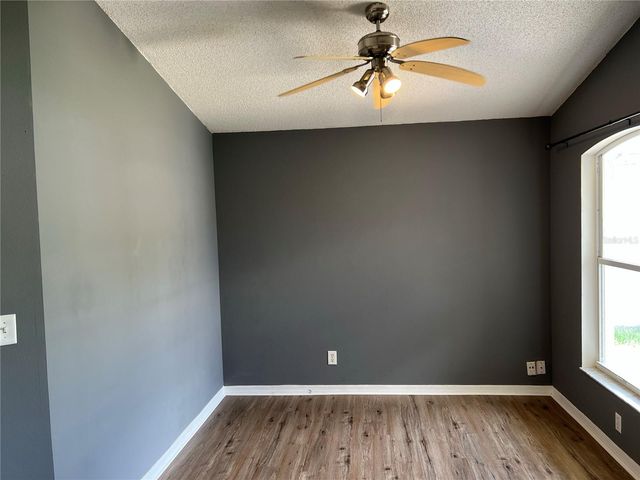 8824 VALENCIA OAKS COURT, Orlando, FL 32825