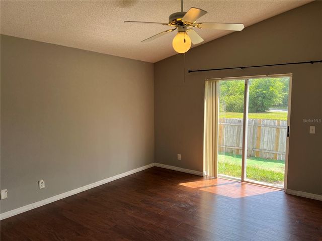 8824 VALENCIA OAKS COURT, Orlando, FL 32825
