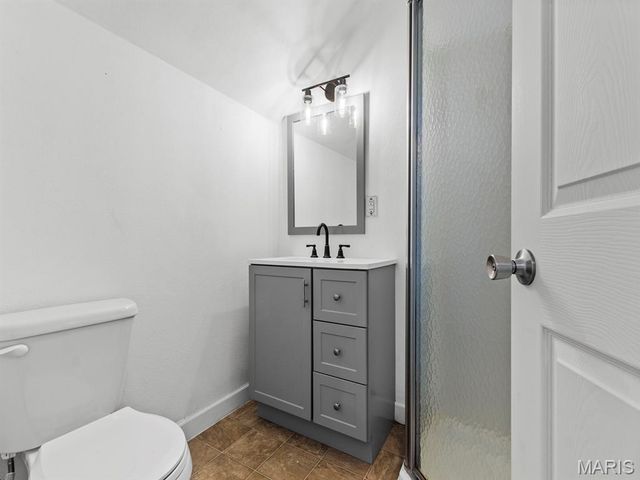 931 N First St Street, Belleville, IL 62226