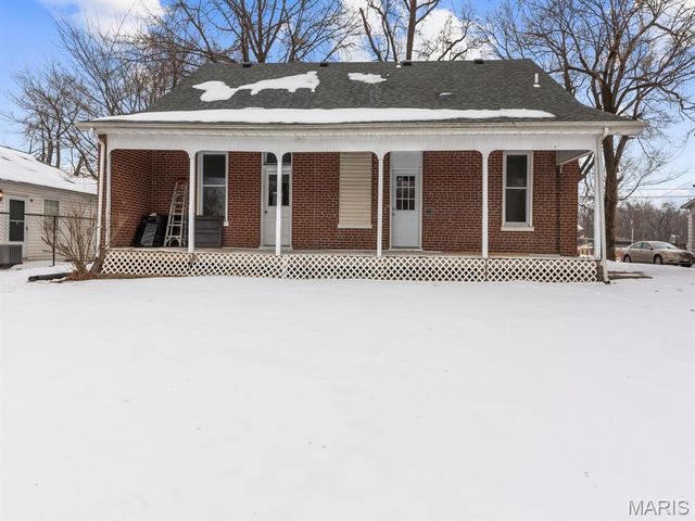 931 N First St Street, Belleville, IL 62226