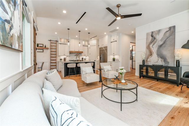 1512 Ashland Street, Houston, TX 77008