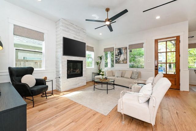 1512 Ashland Street, Houston, TX 77008