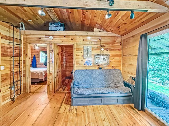 36 Moss Drive, Stewartstown, NH 03576