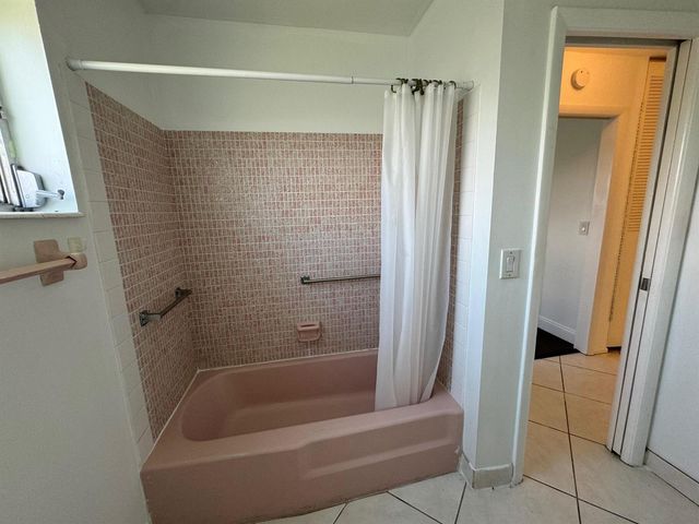2885 Crosley Drive E A, West Palm Beach, FL 33415