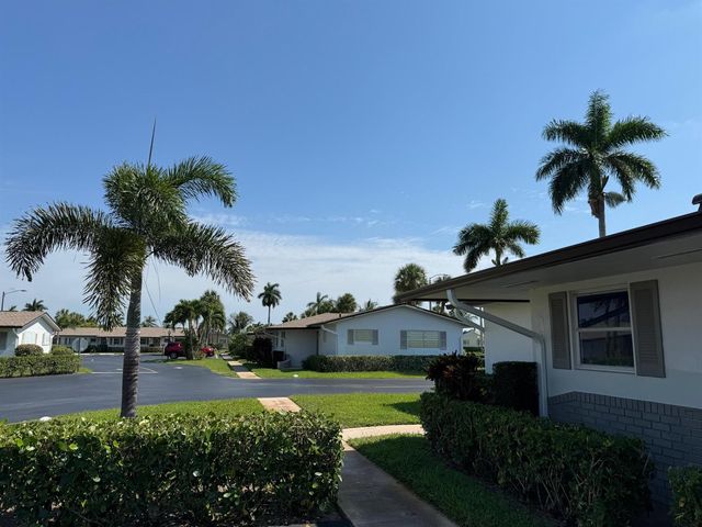 2885 Crosley Drive E A, West Palm Beach, FL 33415
