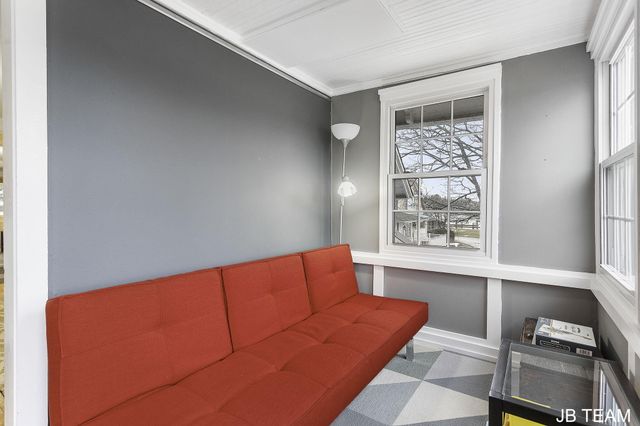 1200 Beach Drive, Holland City, MI 49423