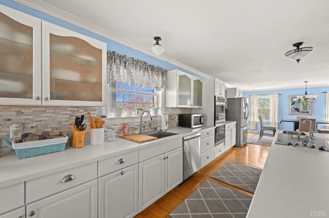 712 Cherry Hill Road, Amherst, VA 24521