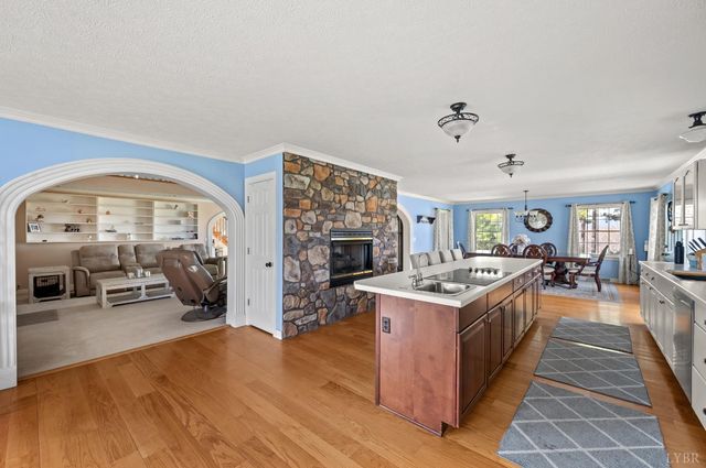 712 Cherry Hill Road, Amherst, VA 24521