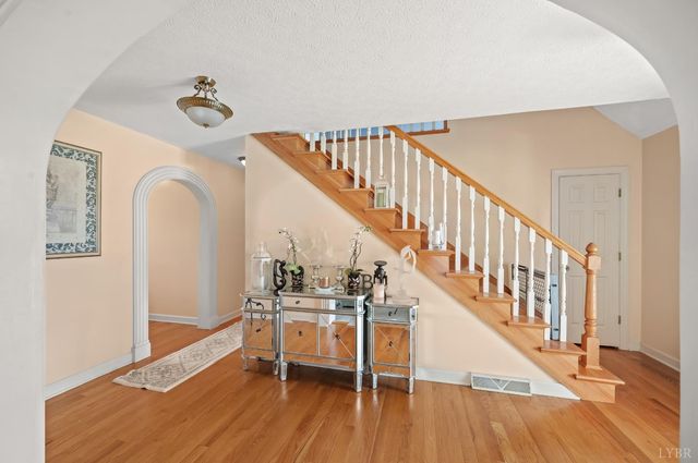 712 Cherry Hill Road, Amherst, VA 24521