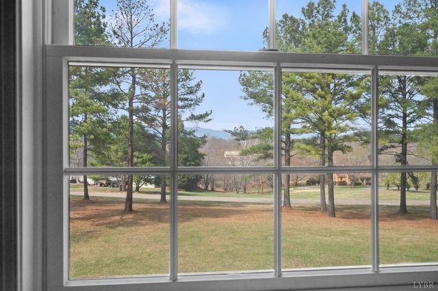 712 Cherry Hill Road, Amherst, VA 24521