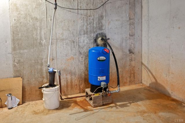 712 Cherry Hill Road, Amherst, VA 24521