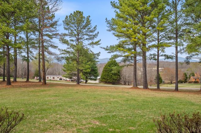 712 Cherry Hill Road, Amherst, VA 24521