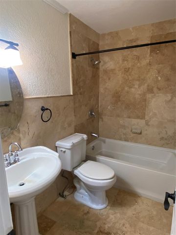 2200 NE 66th Street 1412, Fort Lauderdale, FL 33308