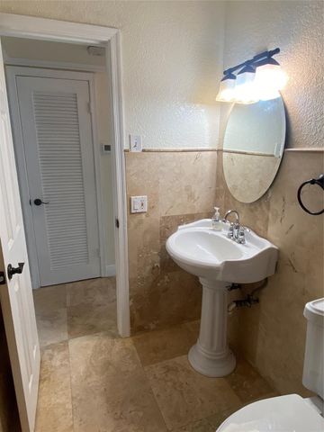 2200 NE 66th Street 1412, Fort Lauderdale, FL 33308
