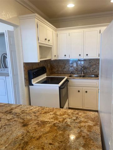 2200 NE 66th Street 1412, Fort Lauderdale, FL 33308