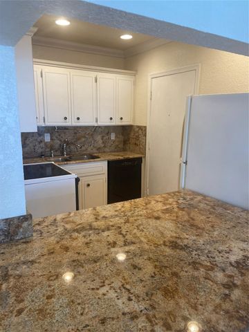 2200 NE 66th Street 1412, Fort Lauderdale, FL 33308