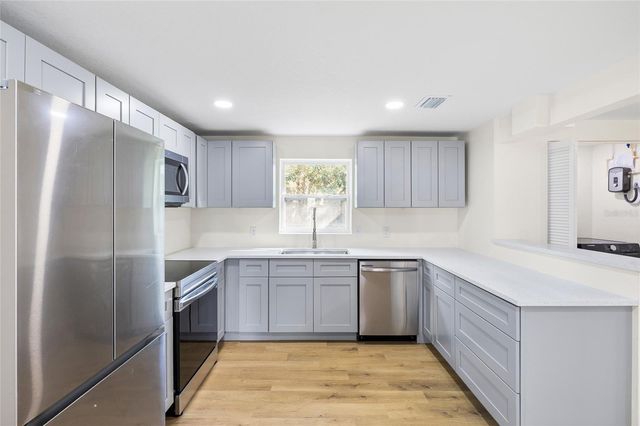 4403 N 48TH STREET, Tampa, FL 33610