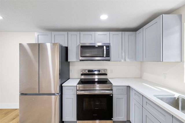 4403 N 48TH STREET, Tampa, FL 33610