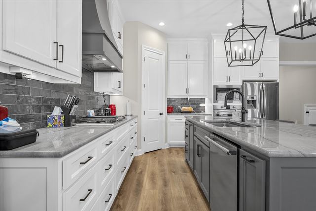 12022 Kenai Circle, Woodway, TX 76712