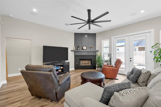 12022 Kenai Circle, Woodway, TX 76712