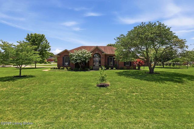 113 Spring Dr, Mt Washington, KY 40047