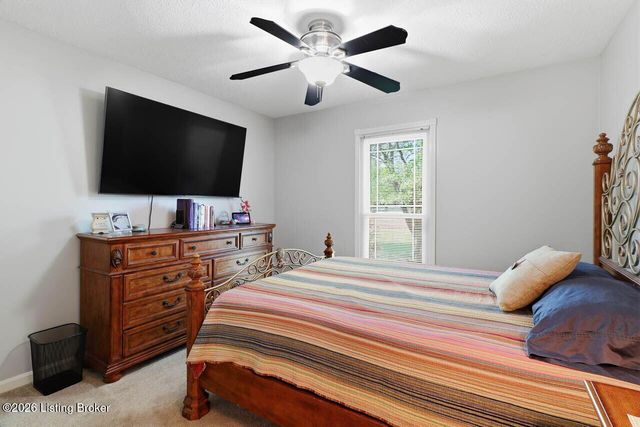 113 Spring Dr, Mt Washington, KY 40047