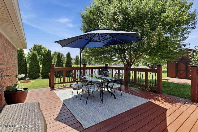 113 Spring Dr, Mt Washington, KY 40047