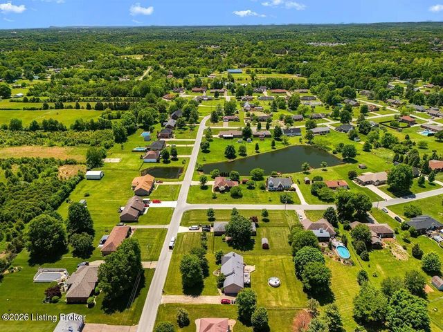 113 Spring Dr, Mt Washington, KY 40047