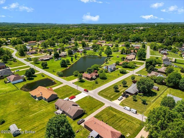 113 Spring Dr, Mt Washington, KY 40047