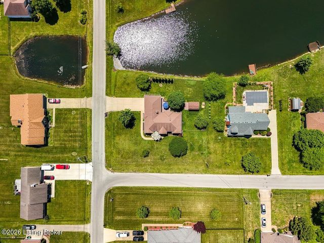113 Spring Dr, Mt Washington, KY 40047