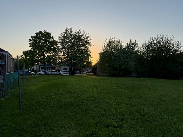 3605 S Central Avenue, Cicero, IL 60804