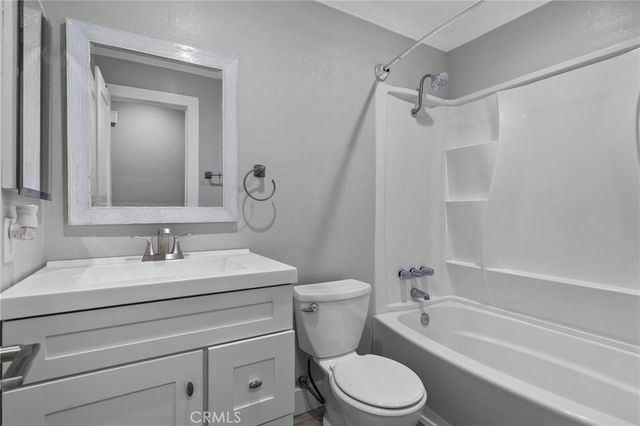 1322 Hunter Drive, Redlands, CA 92374