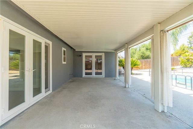 1322 Hunter Drive, Redlands, CA 92374