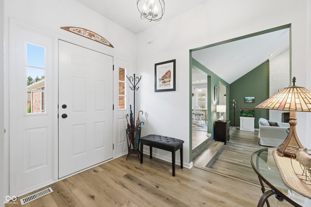 9892 Barth Drive, Zionsville, IN 46077