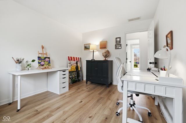 9892 Barth Drive, Zionsville, IN 46077