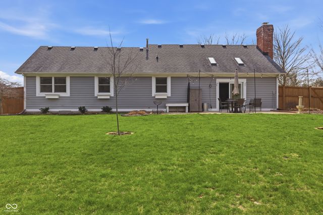 9892 Barth Drive, Zionsville, IN 46077