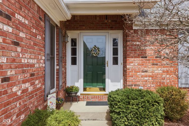 9892 Barth Drive, Zionsville, IN 46077