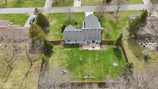 9892 Barth Drive, Zionsville, IN 46077