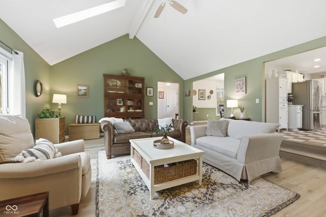 9892 Barth Drive, Zionsville, IN 46077