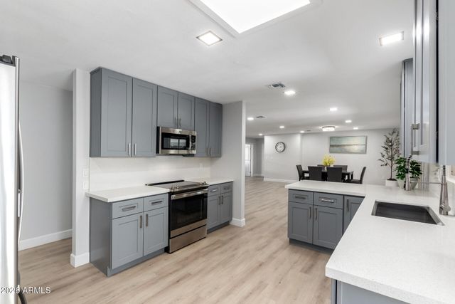 13103 W CASTLEBAR Drive, Sun City West, AZ 85375