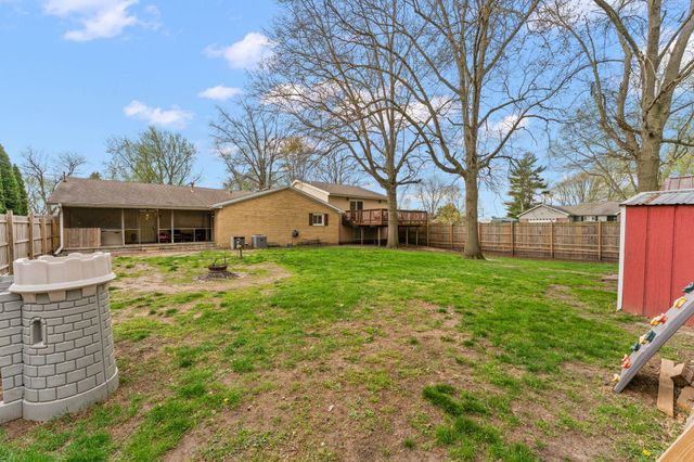 208 W Stevenson Street, Morocco, IN 47963