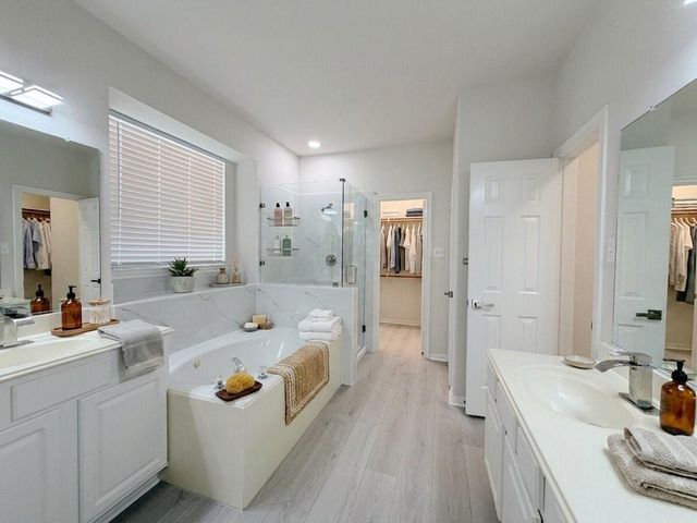 3827 Canton Drive, Pearland, TX 77584