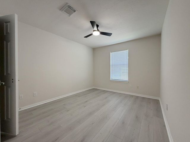 3827 Canton Drive, Pearland, TX 77584