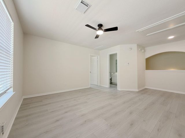 3827 Canton Drive, Pearland, TX 77584