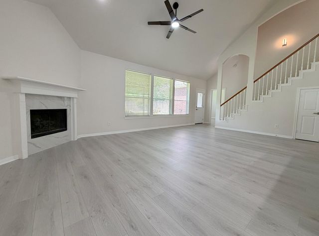 3827 Canton Drive, Pearland, TX 77584