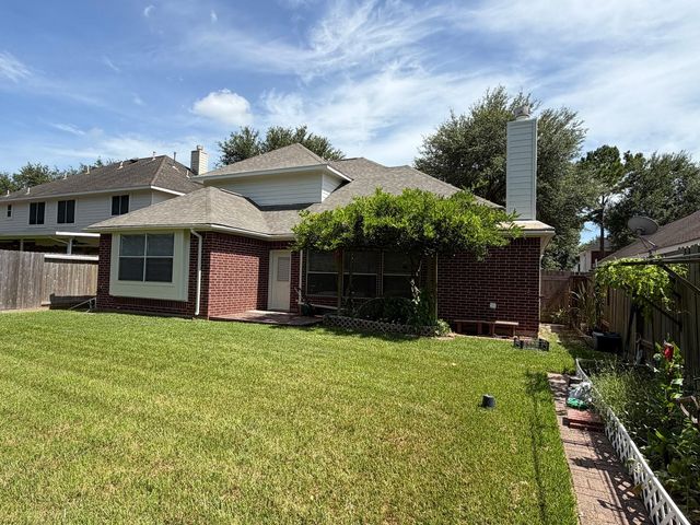 3827 Canton Drive, Pearland, TX 77584